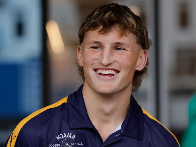 MELBOURNE, AUSTRALIA - NOVEMBER 20: Jobe Shanahan (Bendigo Pioneers) arrives ahead of the 2024 Telstra AFL Draft at Marvel Stadium on November 20, 2024 in Melbourne, Australia. (Photo by Dylan Burns/AFL Photos via Getty Images)