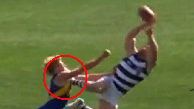 Danger made contact to the face. Pic: Fox Footy