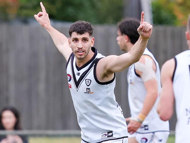 Ivanhoe defeated Mernda. Picture: Field of View Photography