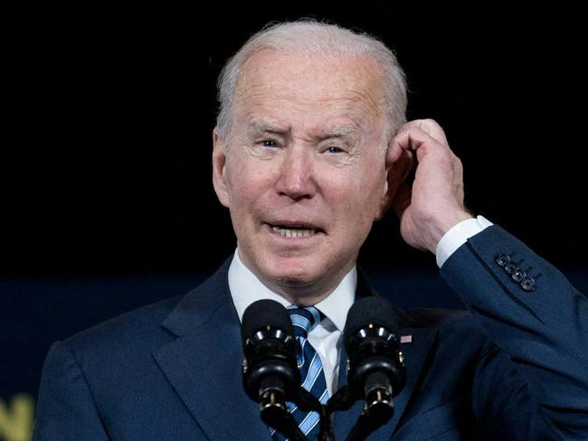 US President Joe Biden speaks about the Bipartisan Infrastructure Law on February 17, 2022, at The Shipyards in Lorain, Ohio. (Photo by Brendan Smialowski / AFP)