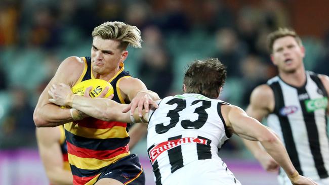 Crows players will be forced to isolate for up to 48 hours. Picture: Sarah Reed