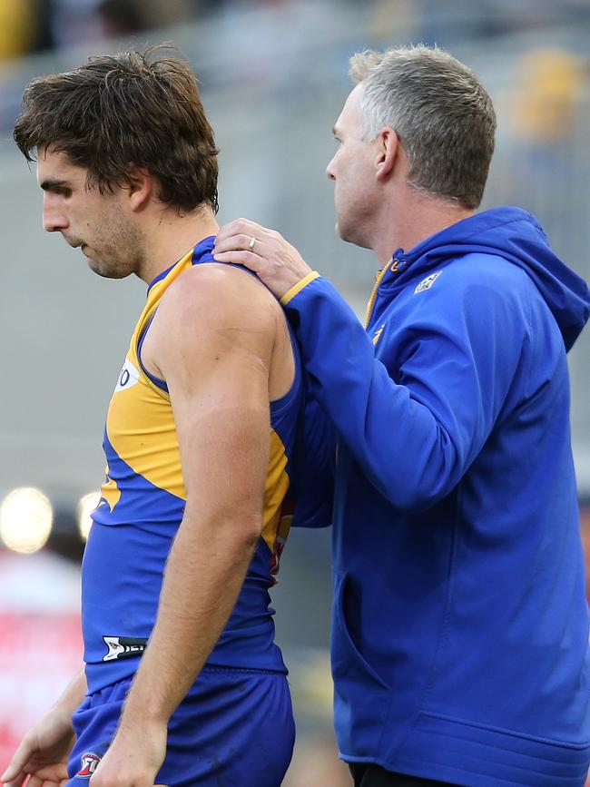 Adam Simpson, coach of the Eagles, walks with Andrew Gaff. Picture: Getty Images