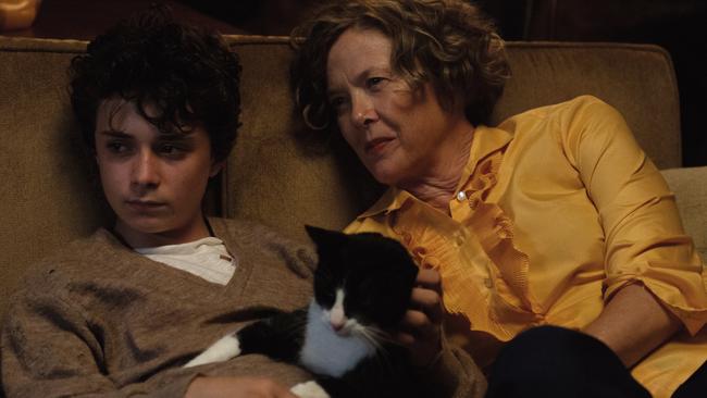 Lucas Jade Zumann and Annette Bening in 20th Century Women.