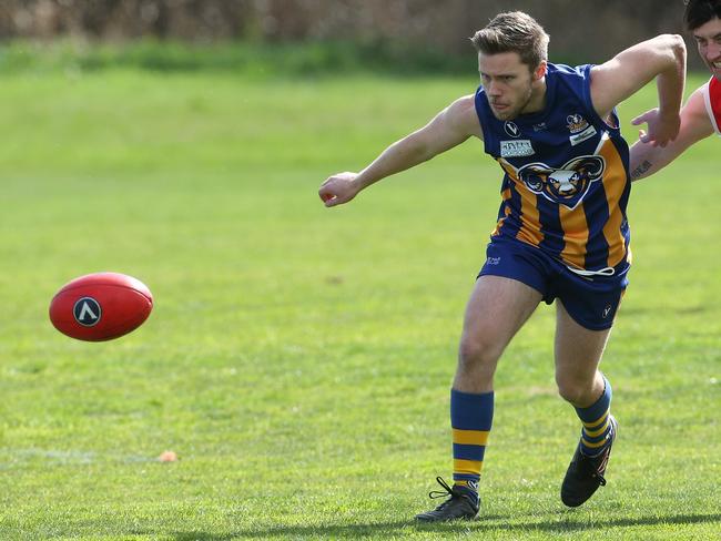 Jake Ashton of Mt Lilydale (left) contests with Daniel Wilson of Parkside during VAFA Reserves: Mt Lilydale OC v Parkside on Saturday, August 18, 2018, in Lilydale, Victoria, Australia. Picture: Hamish Blair