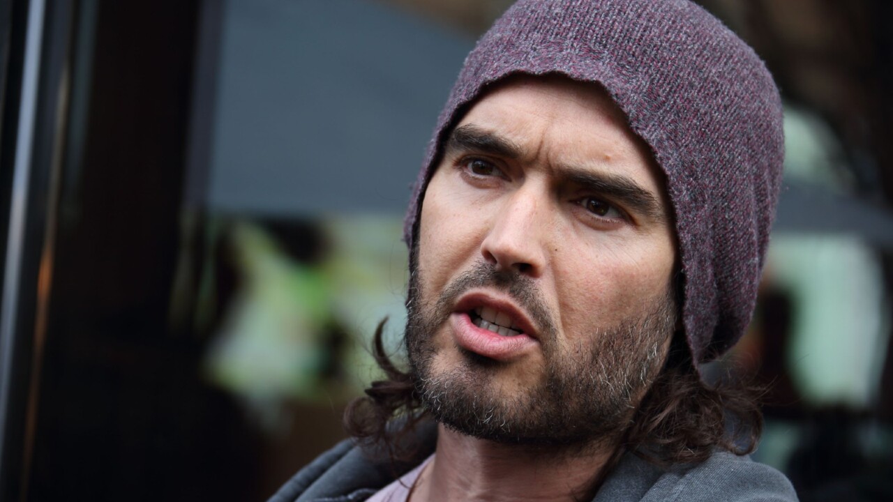 ‘Unbelievable’: Mainstream media going after Russell Brand without conviction