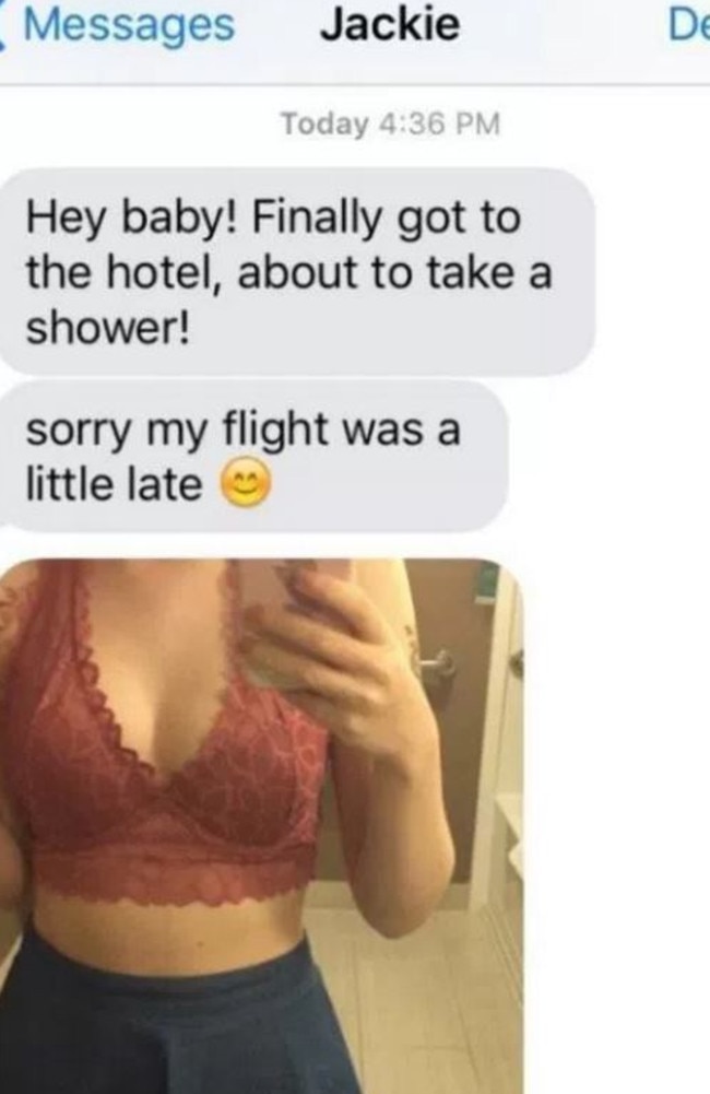 Man Catches His Girlfriend Cheating When She Snaps A Sext To Him With A 3197