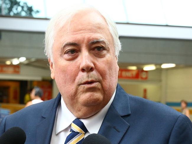 Clive Palmer arrives at Federal Court, Brisbabe. Photographer: Liam Kidston.