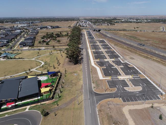 The new car park at Wyndham Vale stationed opened late last week but has failed to win over locals. Image Tim Pallas