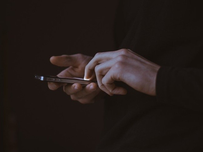 169 messages: Former prison guard’s shocking behaviour towards ex