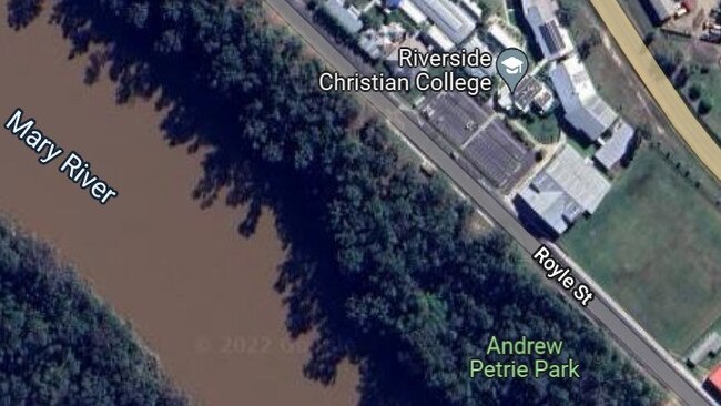 Riverside Christian College is eyeing off Petrie Park in Royle St, Maryborough, to build a multi-purpose sports facility, outdoor chapel, and flexible learning space. Photo: Google Maps.