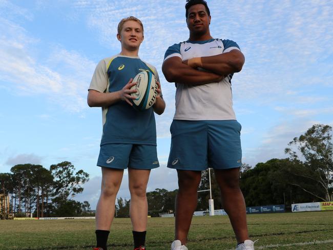 Victorian giant Vaauli Faamausili next to Australian under-2os teammate Isaac Lucas.