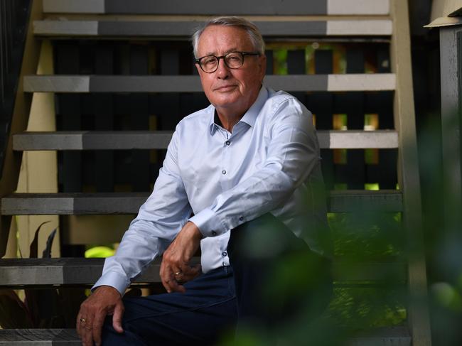 BRISBANE, AUSTRALIA - NewsWire Photos - January 19, 2022.Former Federal Treasurer and Cbus Super Chairman Wayne Swan poses for photos at his home in Brisbane.Picture: NCA NewsWire / Dan Peled