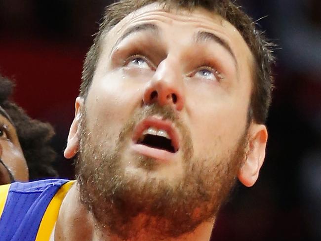Obama singles out Bogut, burns Warriors