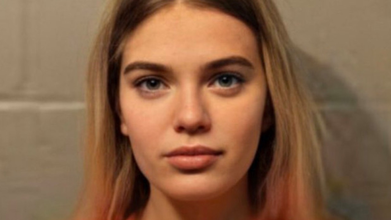 Mugshots Of Two ‘sexy Felons Go Viral On Twitter Photos Daily Telegraph 1268