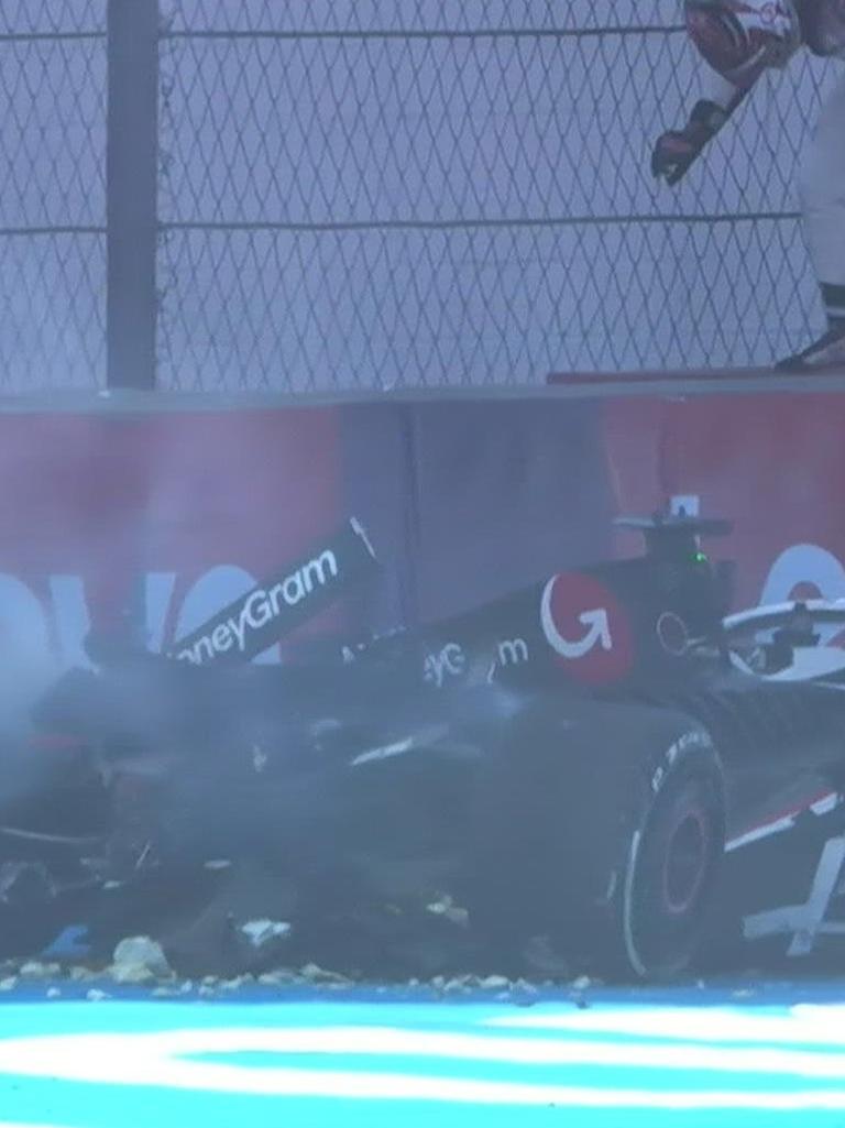 Magnussen slammed into the barriers.