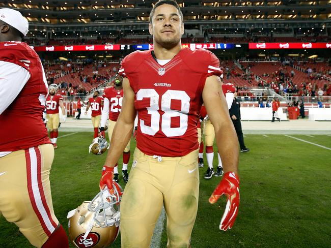 Jarryd Hayne, Australian Rugby Star, Gives 49ers a Needed Jolt of Optimism  - The New York Times