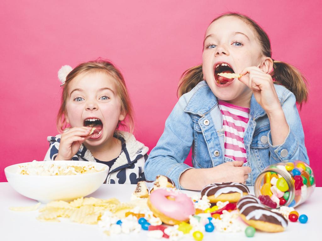 kids eating unhealthy food