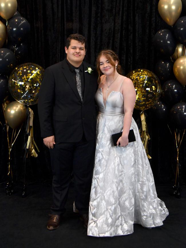 SCHOOL FORMAL 2022 - CALVARY CHRISTIAN COLLEGE. Isaac Bailey and Ashleigh Potter (not graduating student). Picture: Evan Morgan