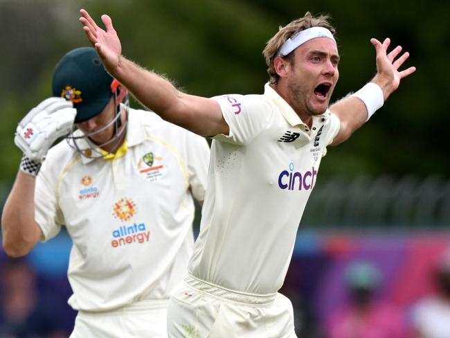 Stuart Broad appeals for the wicket of Cameron Green during the 2021-22 Ashes series in Australia, which the England paceman claims was null and void. Picture: Steve Bell/Getty Images