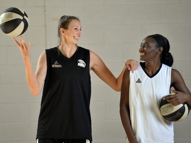 Sydney Flames imports Jen Hamson and Asia Taylor are back again this season.