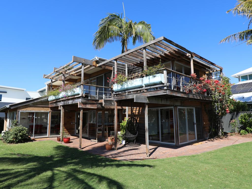 The family home of the Kinnears, 20 Kumbada Court, Minyama, has come on to the market for the first time.