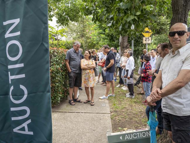 MOSMAN DAILY. Belle Property Auction at 21 Edward Street, North Sydney. The property sold under the hammer for $2.415M. Auction crowds photographed today 22nd February 2020. (AAP/Image Matthew Vasilescu)