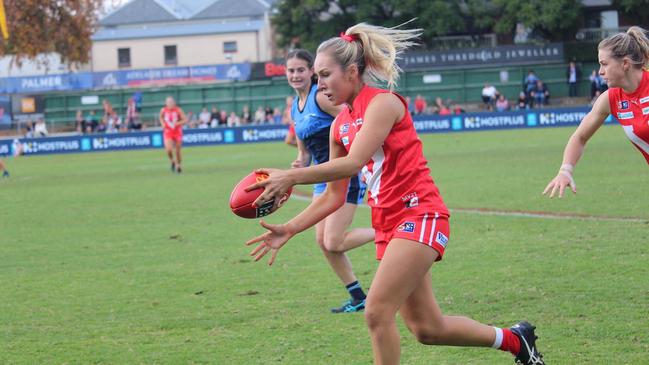 Ella Metcalfe in action for North Adelaide. Picture: SANFL