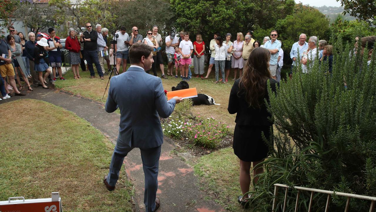 There was a crowd of about 60 people at the Cremorne auction. Picture: David Swift.