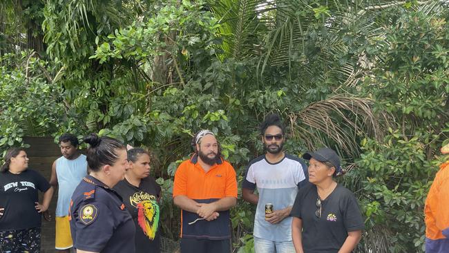 Holloways Beach residents gathered with the SES volunteers who help with their rescue and evacuation met to share their appreciation for the help they received during the flooding. Photo: Dylan Nicholson