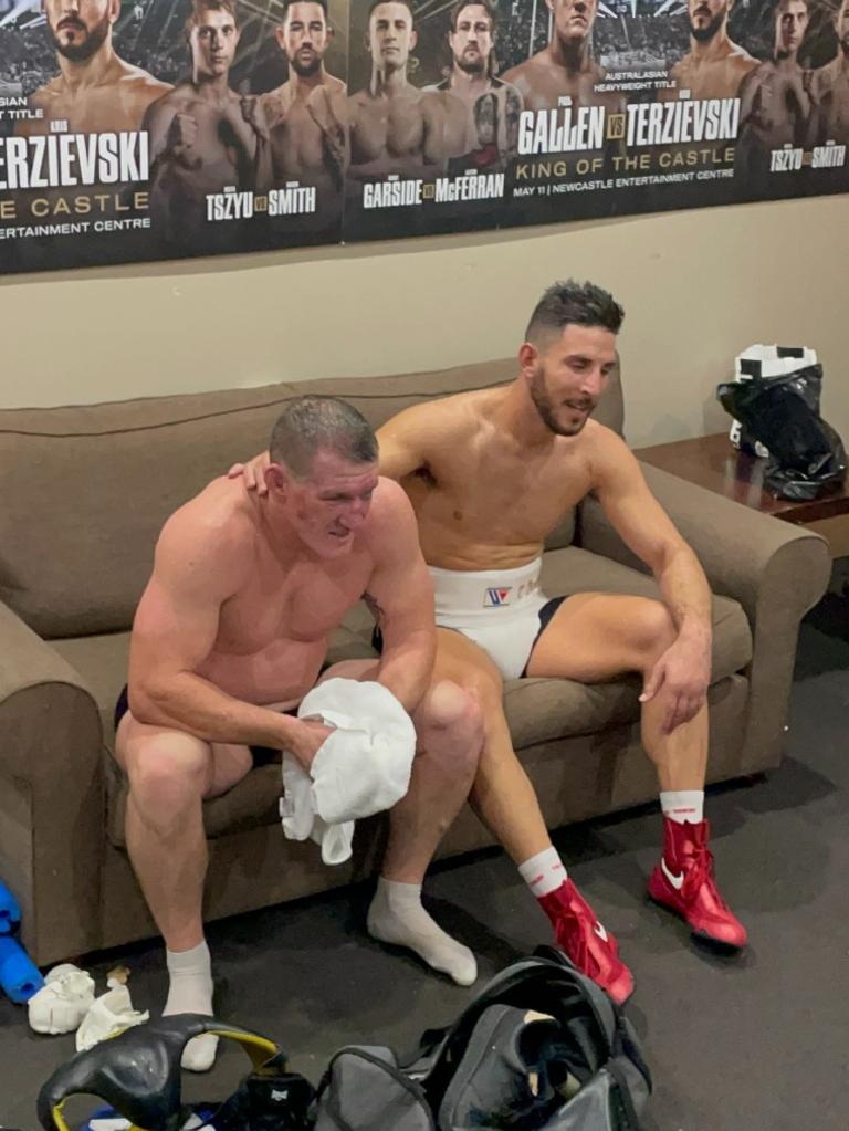 Gallen and Terzievski catch up in the dressing rooms after the fight.
