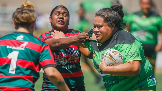 Palmerston’s Ruti Tagiloa in her side’s 18-16 win over South Darwin. Picture: GLENN CAMPBELL