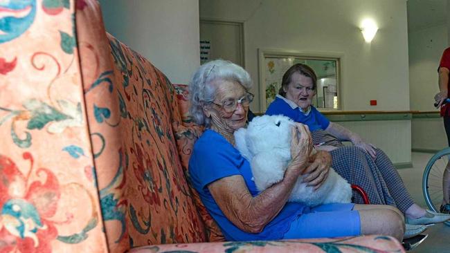 MORE BEDS: Gunther Village residents Ruby Rosenkranz and Shirley Neller could see new neighbours move in. Picture: Felicity Ripper