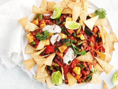 Fast 800: Healthy vegetarian nachos.