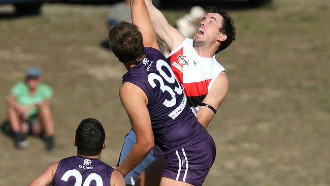 Mitch Garner contests the ruck on Saturday. Picture: Hamish Blair