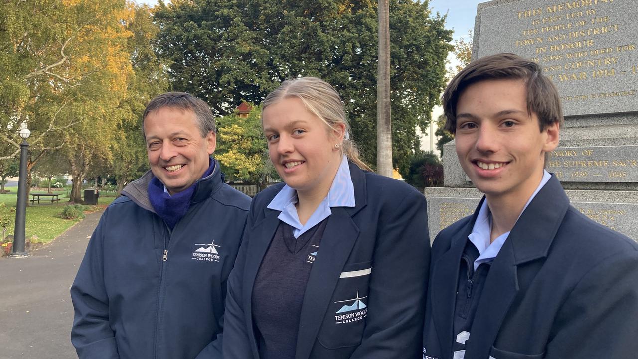 Mount Gambier Anzac Day 2022. Tenison Woods College Principal David Mezinec and students Sari Mutton, Riley Turnbull. Picture: Arj Ganesan