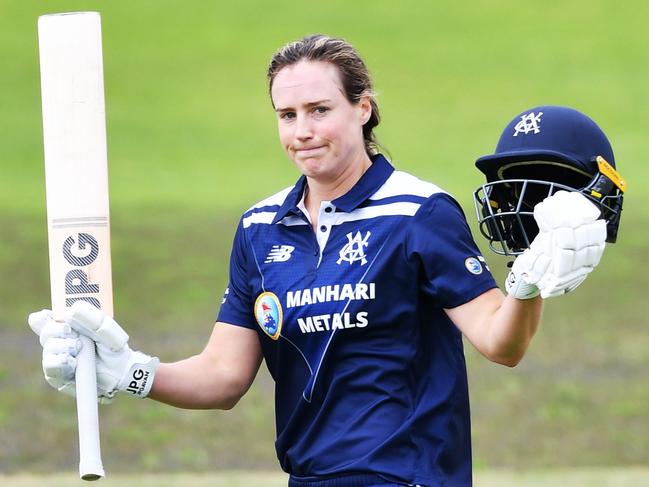 ADELAIDE, AUSTRALIA - SEPTEMBER 23:Ellyse Perry of Victoria celebrates bringing up her century during the WNCL match between South Australia and Victoria at Karen Rolton Oval, on September 23, 2022, in Adelaide, Australia. (Photo by Mark Brake/Getty Images)