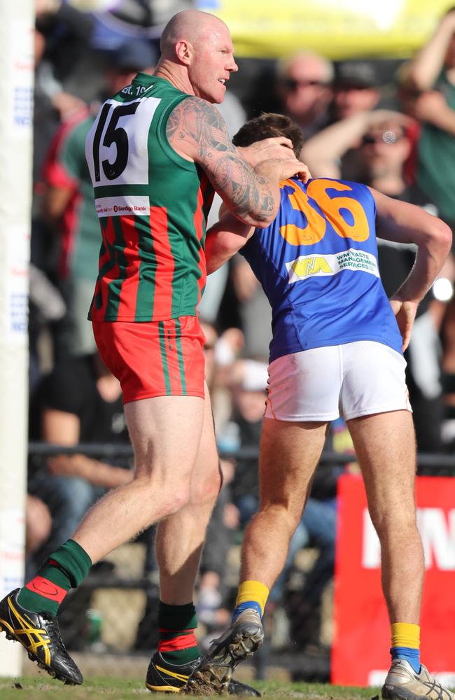 Barry Hall puts his opponent in his place. Picture: Alex Coppel