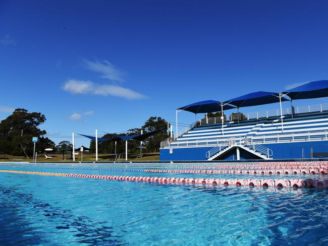 The pool Des Renford Leisure Centre in Sydney on Sunday, January 10, 2016. (AAP Image/Keri Megelus)