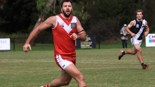 EFNL 2024: Warrandyte's Taylor Hayton. Picture: Davis Harrigan