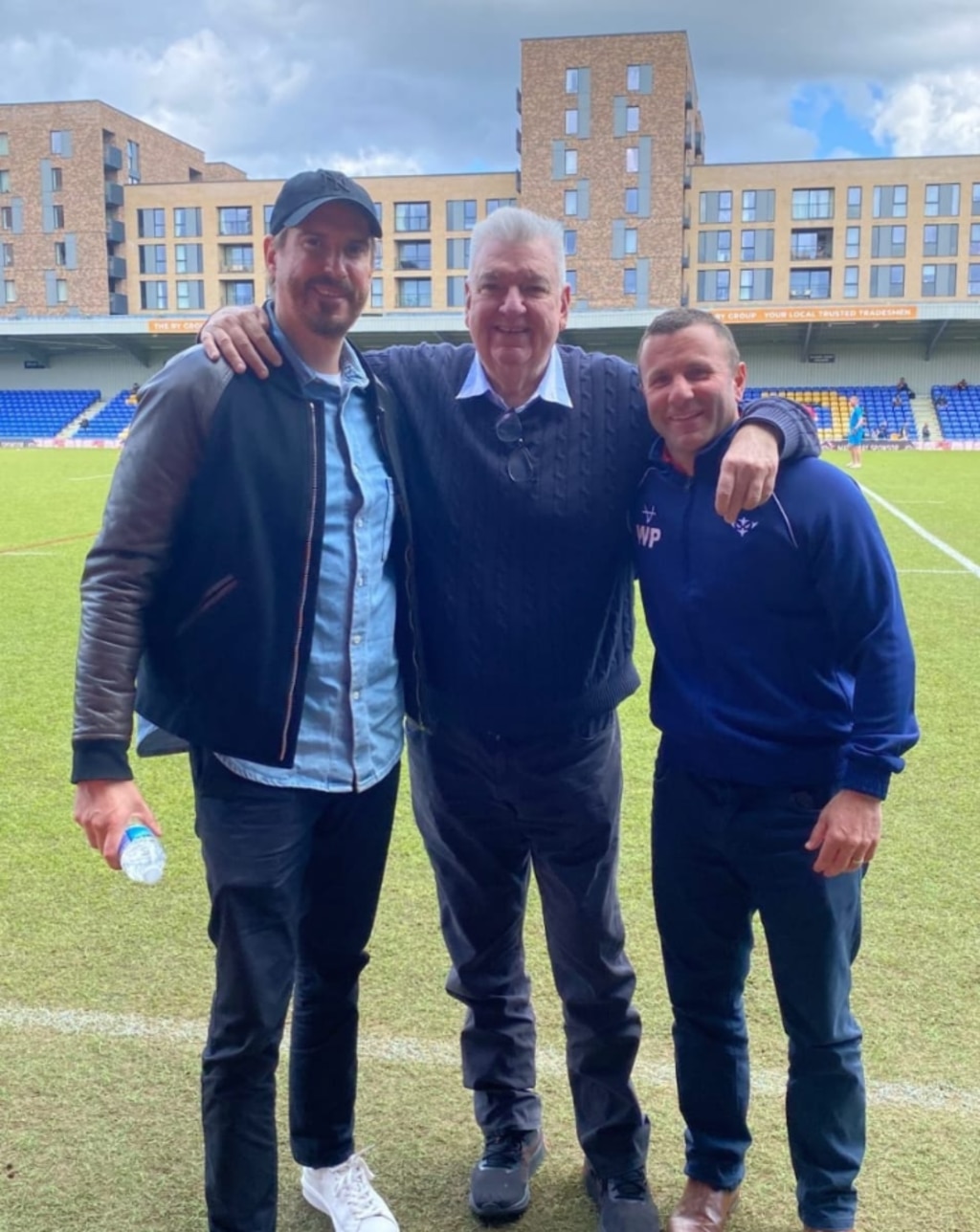 Shane Richardson (middle) and son Brent (left) in the UK with Willie Peters (right), coach of Hull KR.