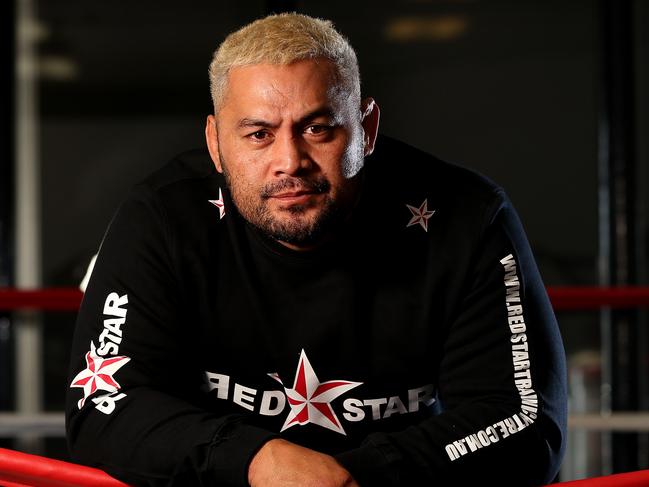 07/05/15 UFC heavyweight Mark Hunt at Red Star Training Centre at Port Adelaide ahead of his bout at the Adelaide Entertainment Centre on Sunday. photo Calum Robertson