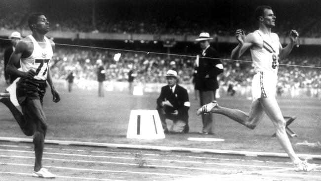 1956. Kevan Gosper (Australia).1956 Olympic Games. Melbourne Olympics. Melbourne Olympic Games. MCG. Athletics.