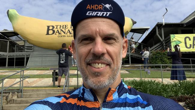 Record breaker Tim Searle outside Coffs Harbour’s Big Banana Fun Park. Picture: Supplied