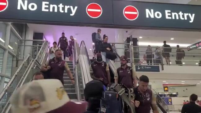 Brisbane Broncos arrive in Sydney ahead of grand final