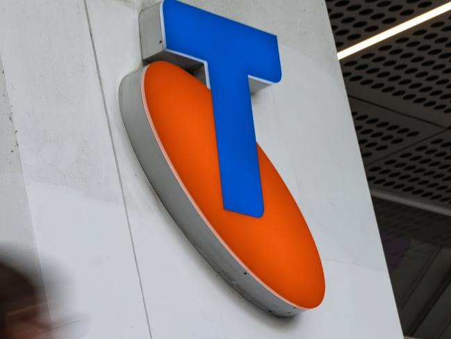 MELBOURNE, AUSTRALIA - NCA NewsWire Photos - 4 MAY 2024: Telstra signage is seen outside a store on Bourke Street. Picture: NCA NewsWire / Diego Fedele