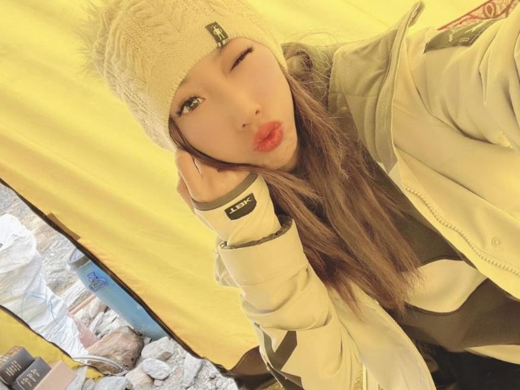 there's been questions raised over whether Grace Tseng's 'claim' of reaching the top of Manaslu, and in doing so becoming the fastest person to summit the 8163-metre mountain in Nepal without using supplementary oxygen, is credible.