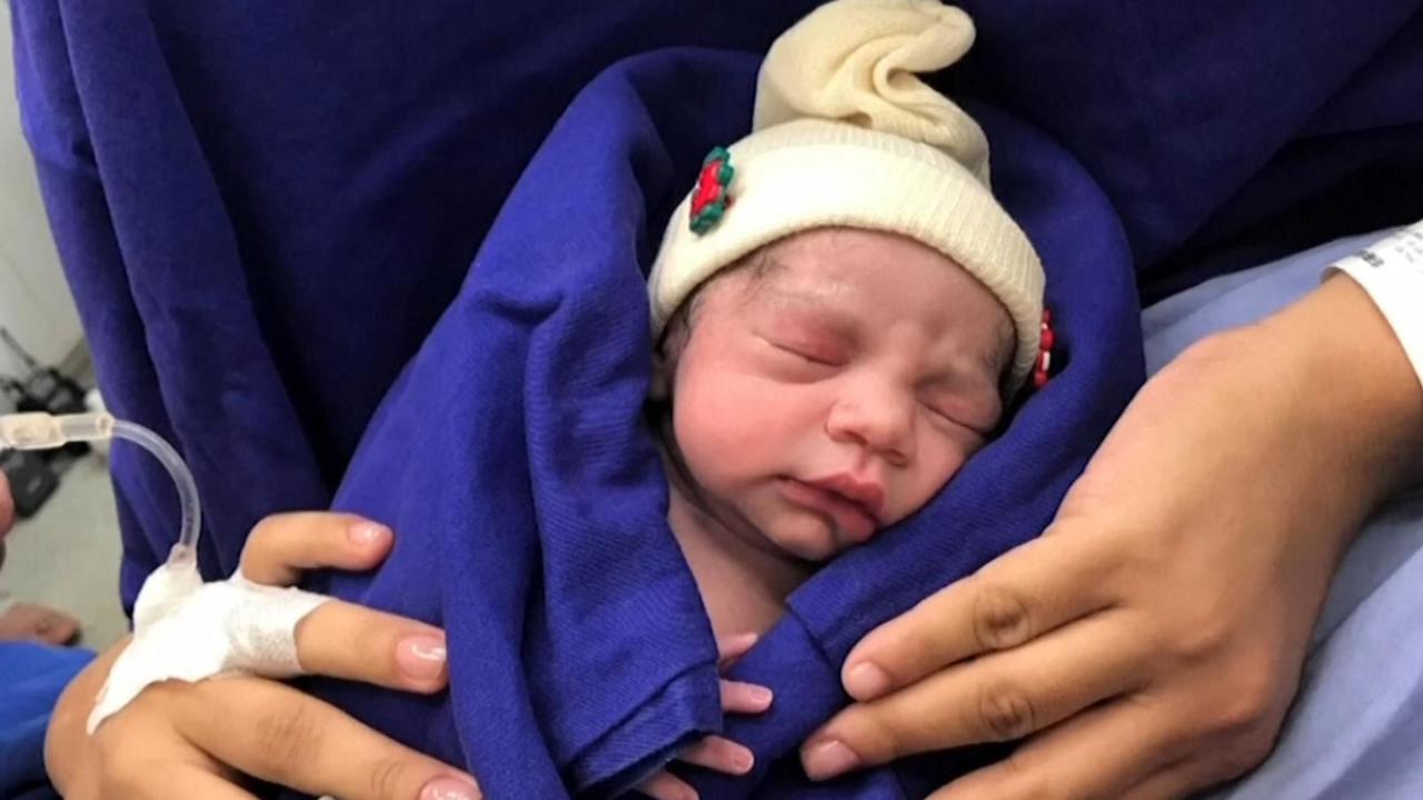 Baby born after womb transplant from dead donor