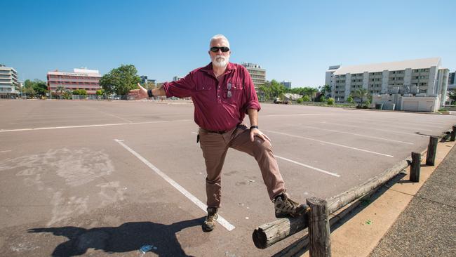 <s1>John McDowell has to pay double each day or walk twice as far after the closure of the Cavenagh St carpark.</s1> <source> Picture: Glenn Campbell</source>