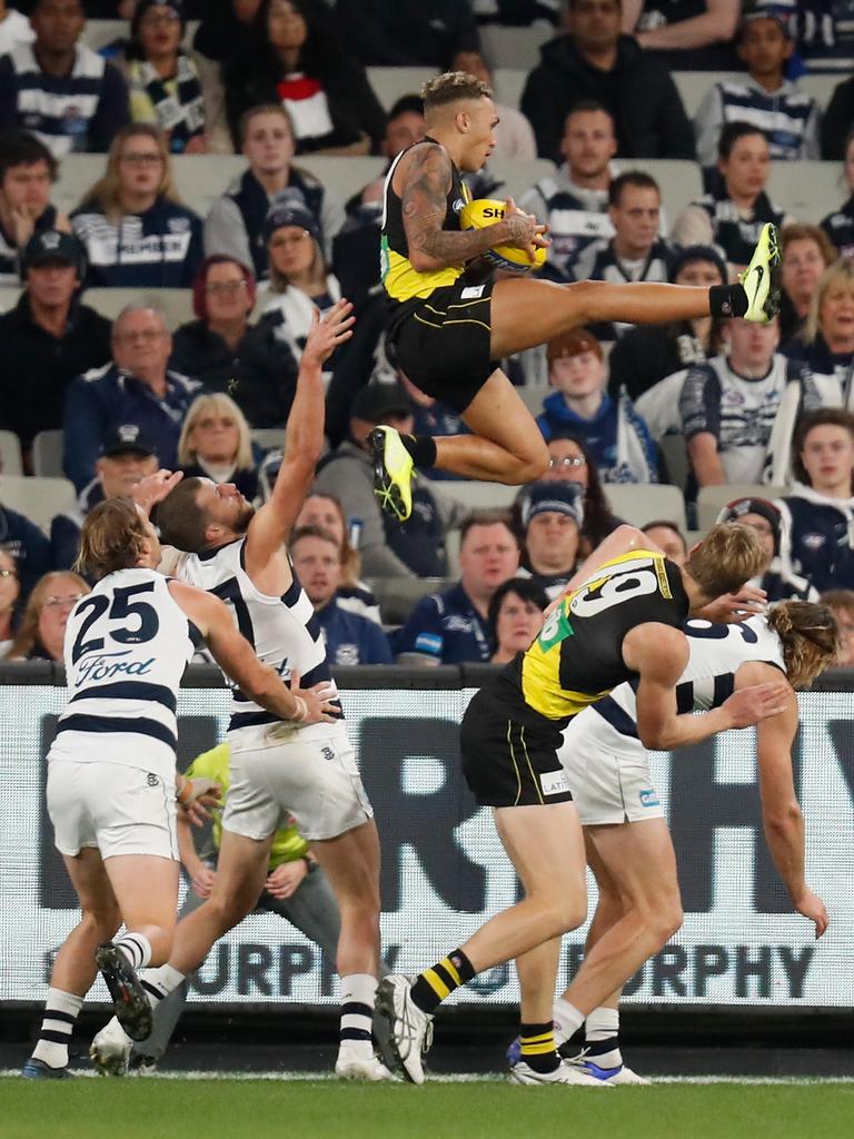 Perfection. Photo by Michael Willson/AFL Photos via Getty Images)