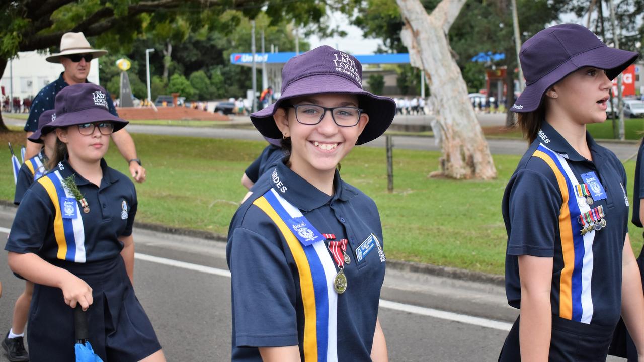 VC winner Keith Payne leads Ingham Anzac Day service | Townsville Bulletin